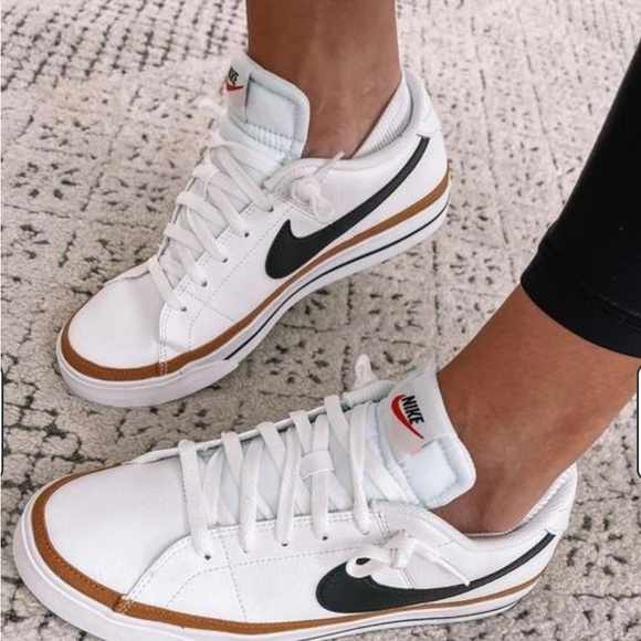 Nike Shoes - Nike court legacy